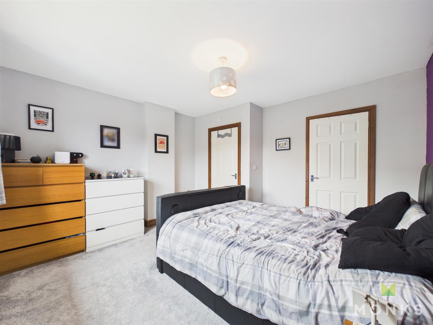 1 Oswalds Close, Oswestry, SY11 2TD For Sale 1 Oswalds Close, Oswestry, SY11 2TD For Sale